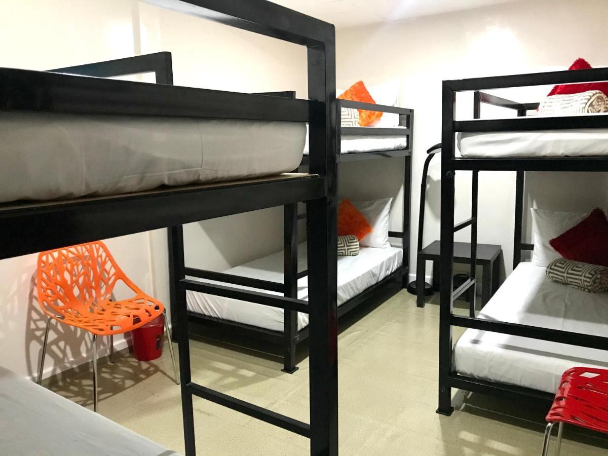 Halfway House Hostel Mactan Cebu Airport Đảo Mactan Ngoại thất bức ảnh