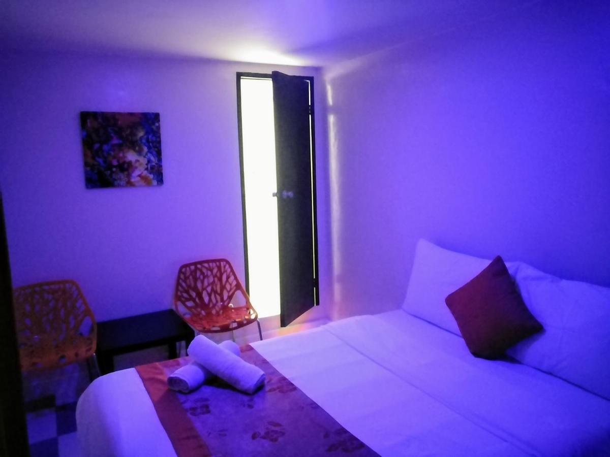 Halfway House Hostel Mactan Cebu Airport Đảo Mactan Ngoại thất bức ảnh