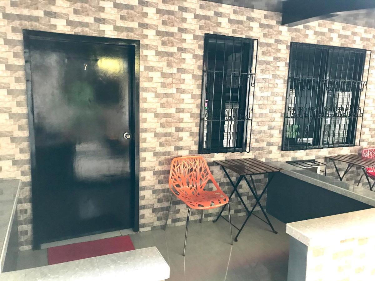 Halfway House Hostel Mactan Cebu Airport Đảo Mactan Ngoại thất bức ảnh