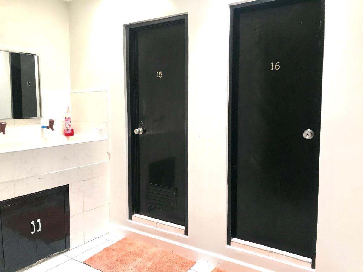 Halfway House Hostel Mactan Cebu Airport Đảo Mactan Ngoại thất bức ảnh