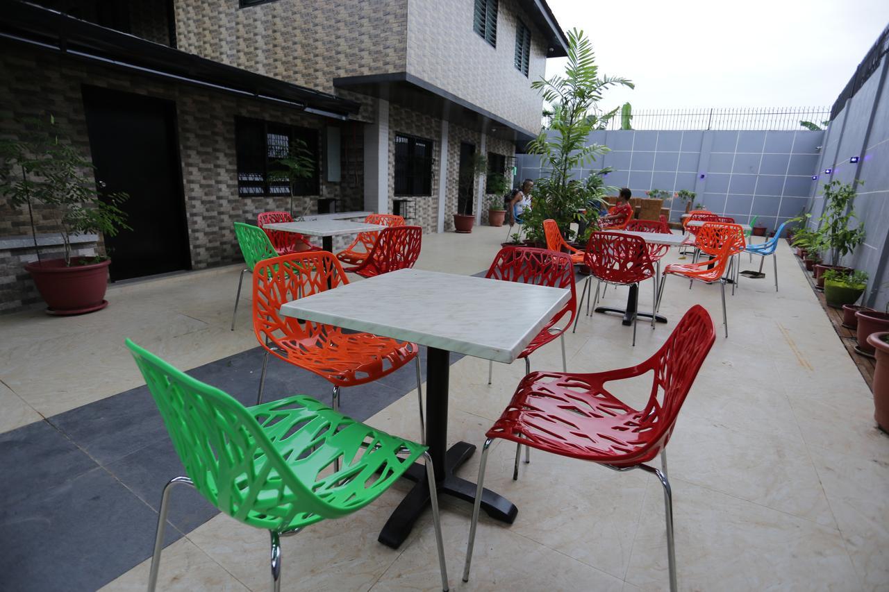 Halfway House Hostel Mactan Cebu Airport Đảo Mactan Ngoại thất bức ảnh